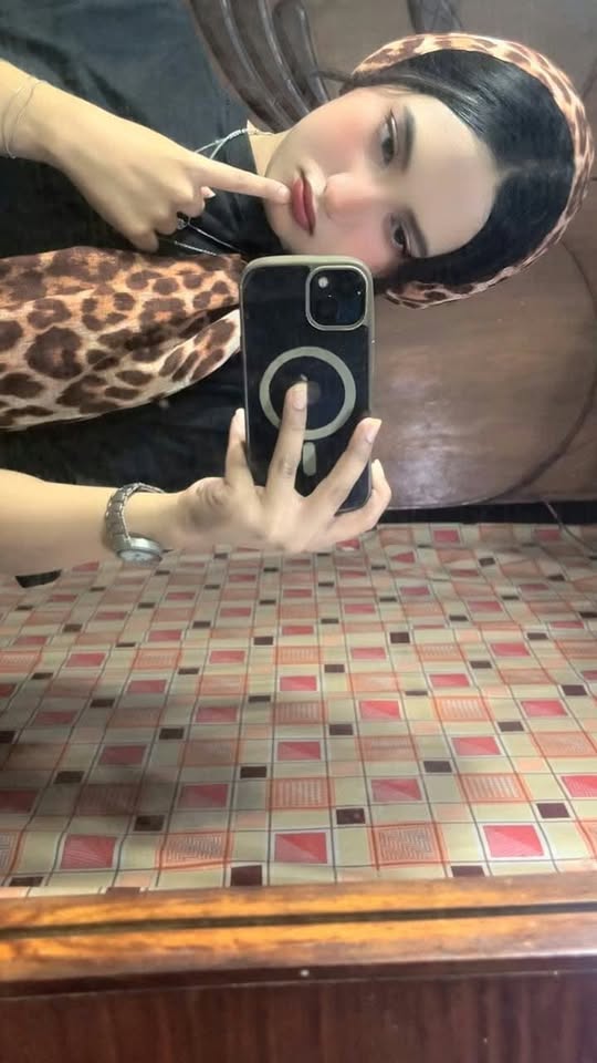 A mirror selfie